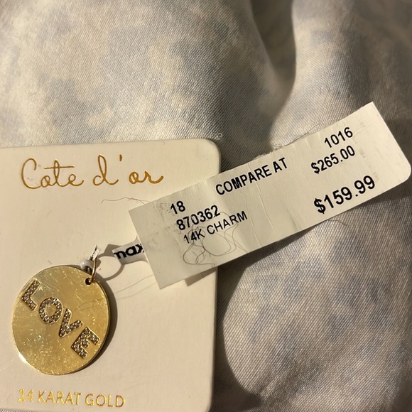 14Kt. gold disk charm,  nice size, the word “Love” is on the front! - Picture 6 of 7